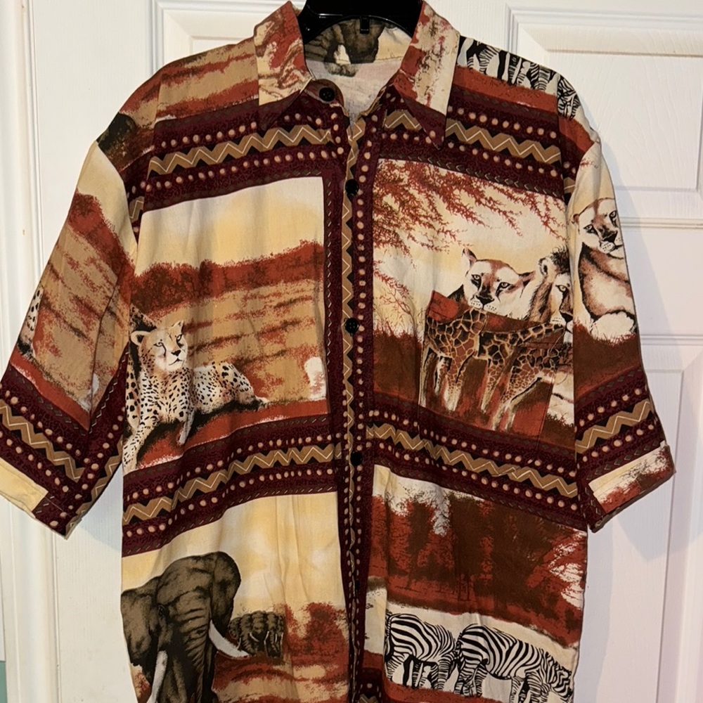 3/$30 Vintage Safari Animal Print Shirt